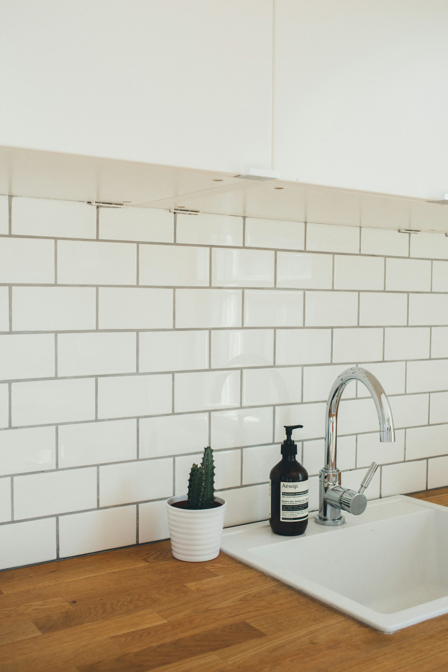 Read more about the article From Ordinary to Extraordinary: Professional Tiling in Dublin Spaces